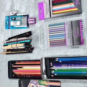 Colored Pencils Set